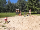 Tygryski w zagrodzie edukacyjnej 