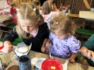 Skrzaty na warsztatach edukacyjnych u Pana Włodzimierza Ciszka