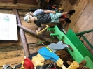 Skrzaty na warsztatach edukacyjnych u Pana Włodzimierza Ciszka
