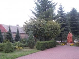 00_pomnik_3_x.jpg